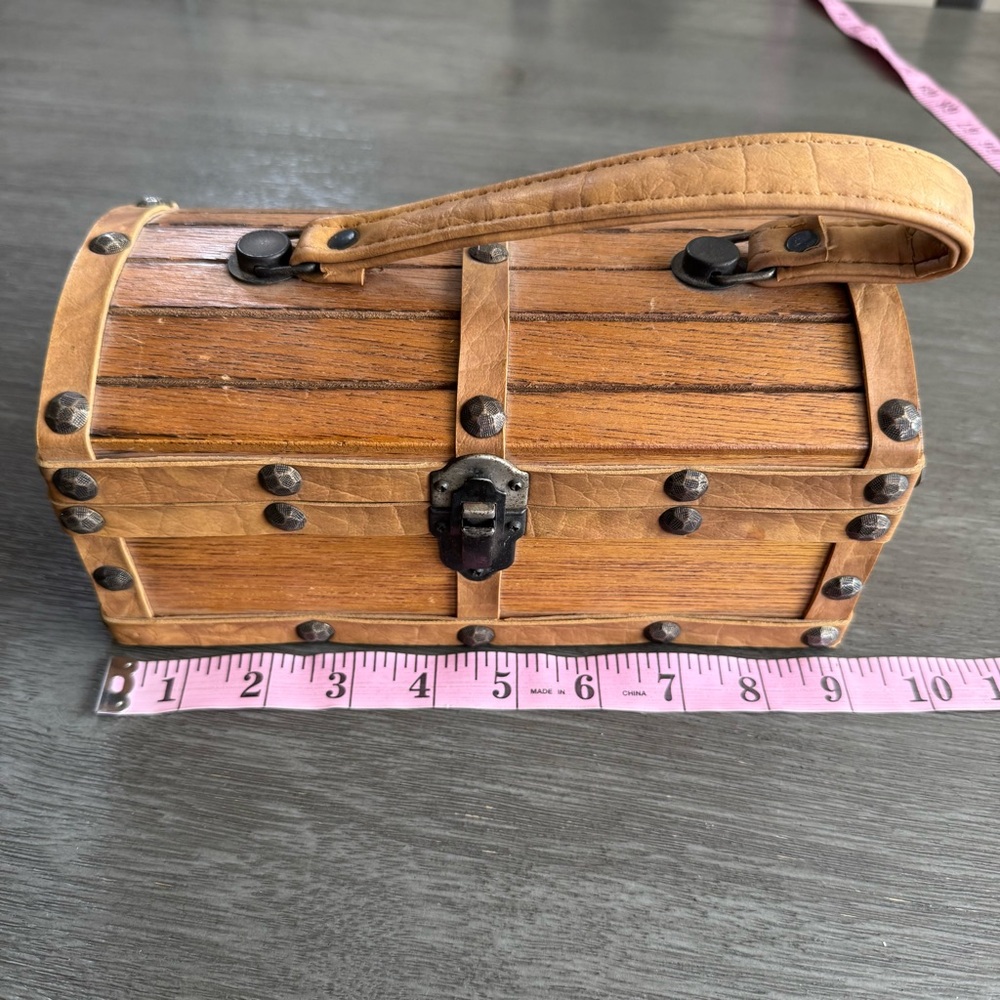 Vintage Roger Van S Wooden Chest Box Crate Purse Bag - Picture 14 of 15